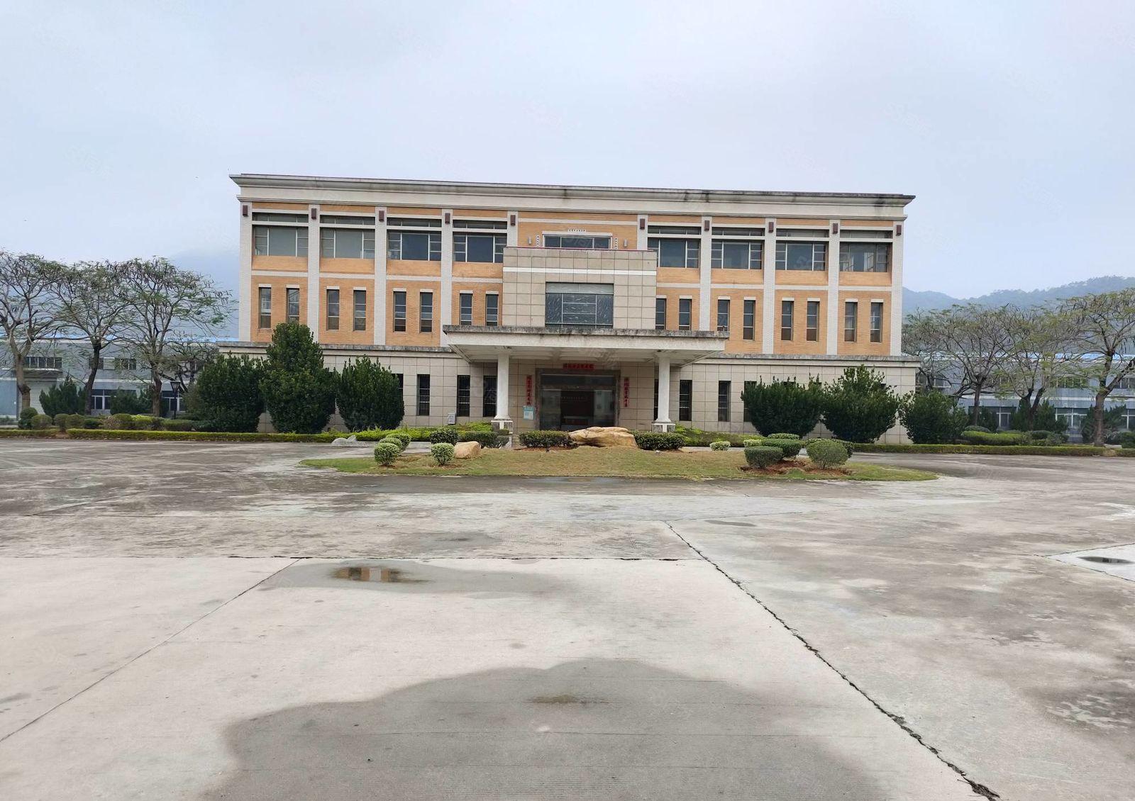 惠阳秋长茶园大型工业园30000平方钢构厂房招租（大小可分）