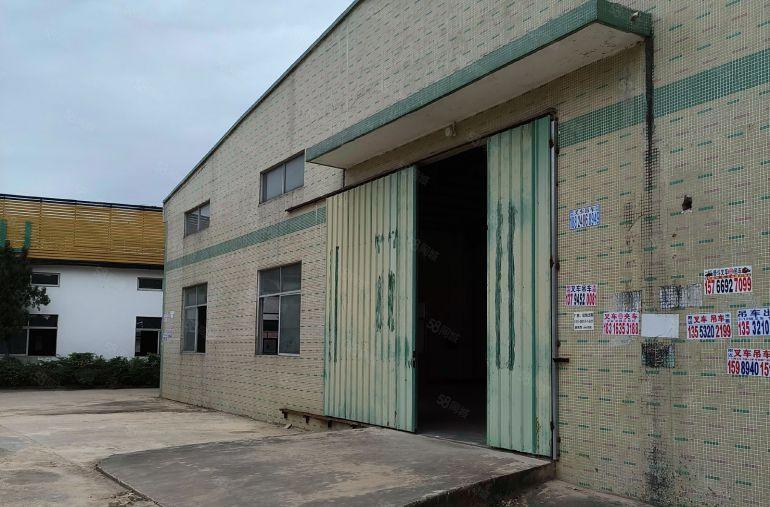 秋长白石原房东独院钢构厂房实际面积 4700 平现成办公出租