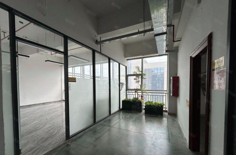 水电齐全现成装修，惠阳秋长原房东标准厂房8888平10元出租