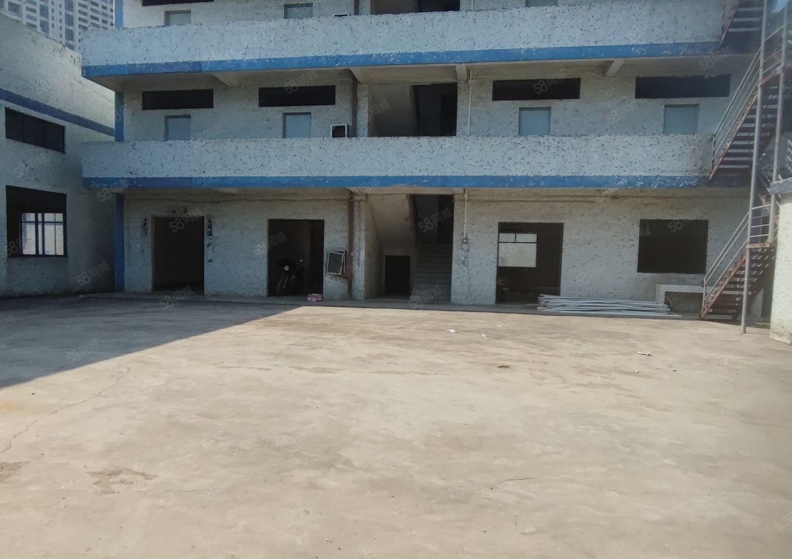 秋宝路工业区独院钢构2000平方厂房出租周边无居民可办环评