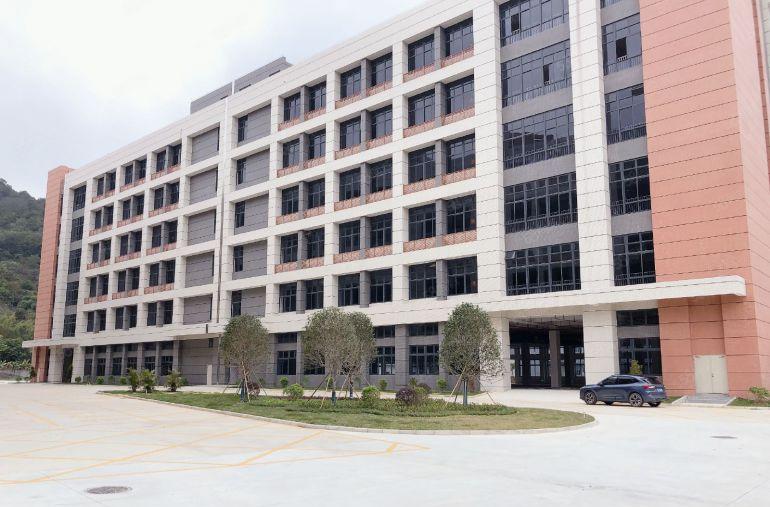 单价6块，镇隆永湖原房东全新园区，实际面积，空地很大