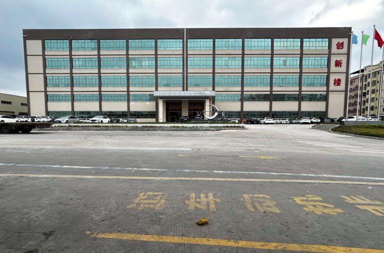 8元厂房！镇隆原房东独栋8000平红本厂房仓库低价出租可分租