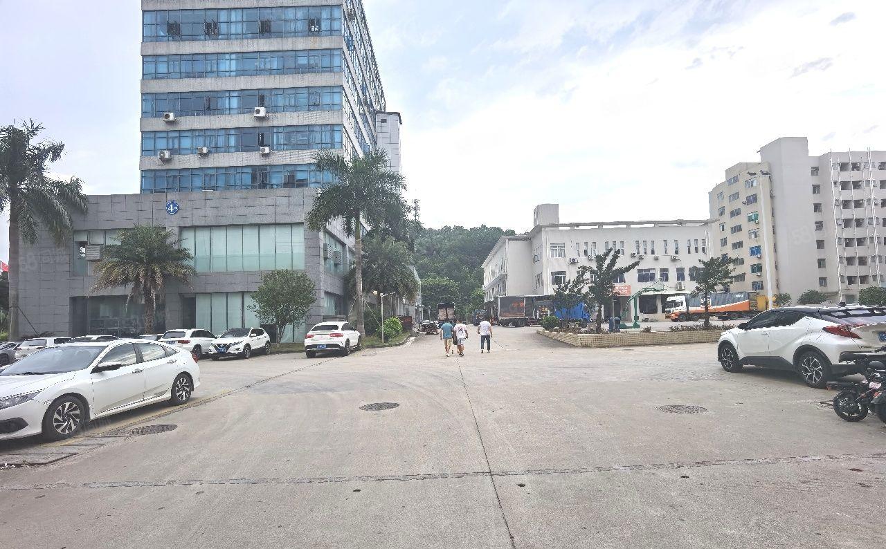 惠州镇隆原房东一楼800平厂房带现成航车，合同可以签8年