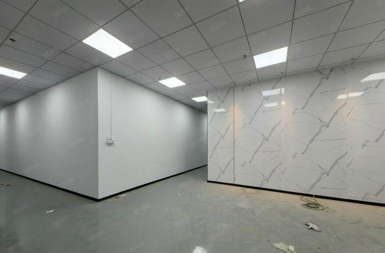 8块！三和2000平原房东厂房仓库出租精装修办公室可分租