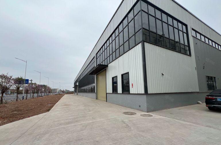 临深原房东独门独院2000平仓库厂房价格美丽