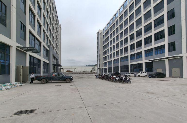 10块！秋长白石原房东20000平方全新红本厂房出租大小可租