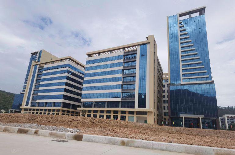 6块钱，惠阳秋长原房东实际面积出租500平起分租20万平出租