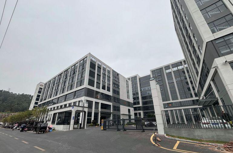 惠阳镇隆全新园区9块厂房仓库出租大小可分租一楼8米水电到车间