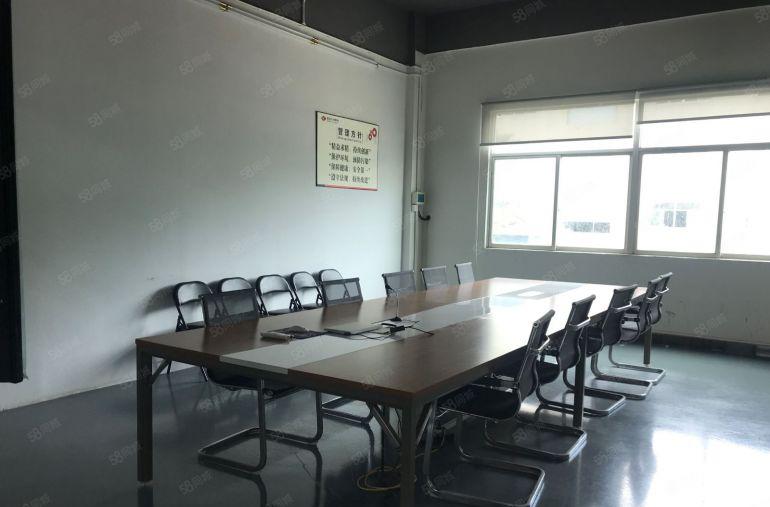 新圩花边岭工业区新出二楼厂房1000平方带全新装修