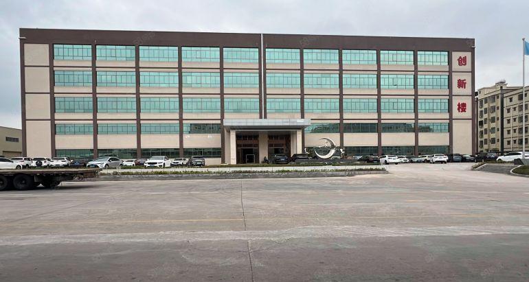 新出！镇隆4000平厂房仓库出租1楼8米带牛角可分1000平