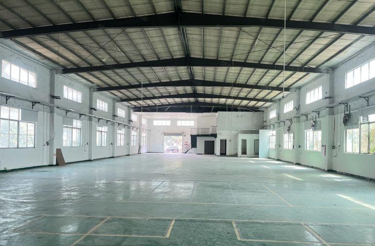 新墟原房东厂房出租独院适合抽粒注塑电子五金冲压机械设备家具等