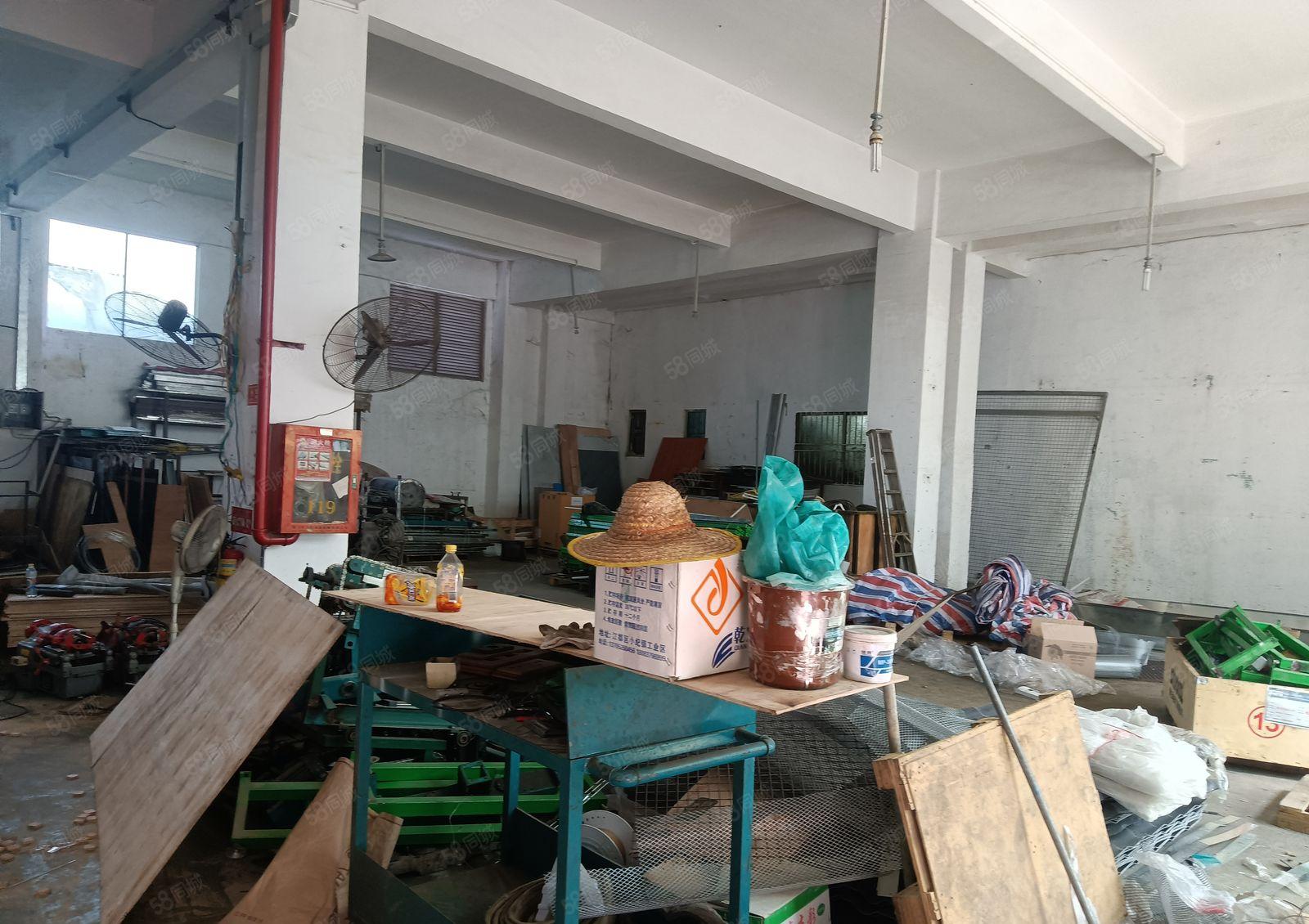 厂房出租秋长2层独院厂房1000平，空地1500平免费用