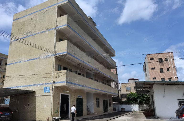 秋长维布独院单一层厂房2000平方，可分租