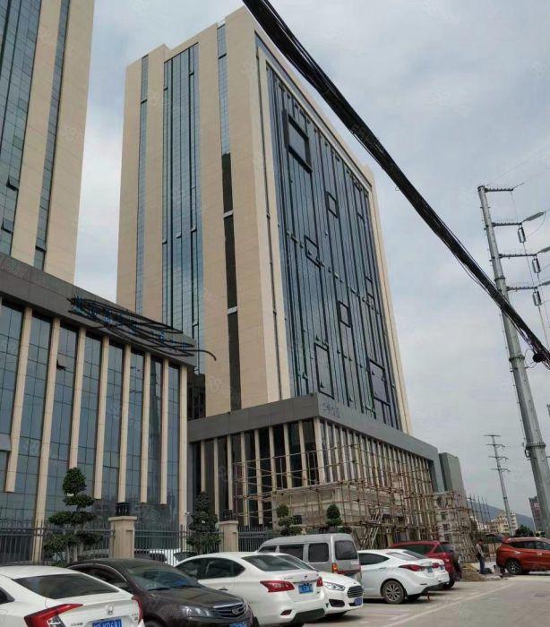 水电齐全现成装修，惠阳秋长原房东标准厂房8888平10元出租