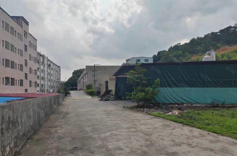 现成喷油房，沙田高速口原房东独院3800平厂房出租，家私环评