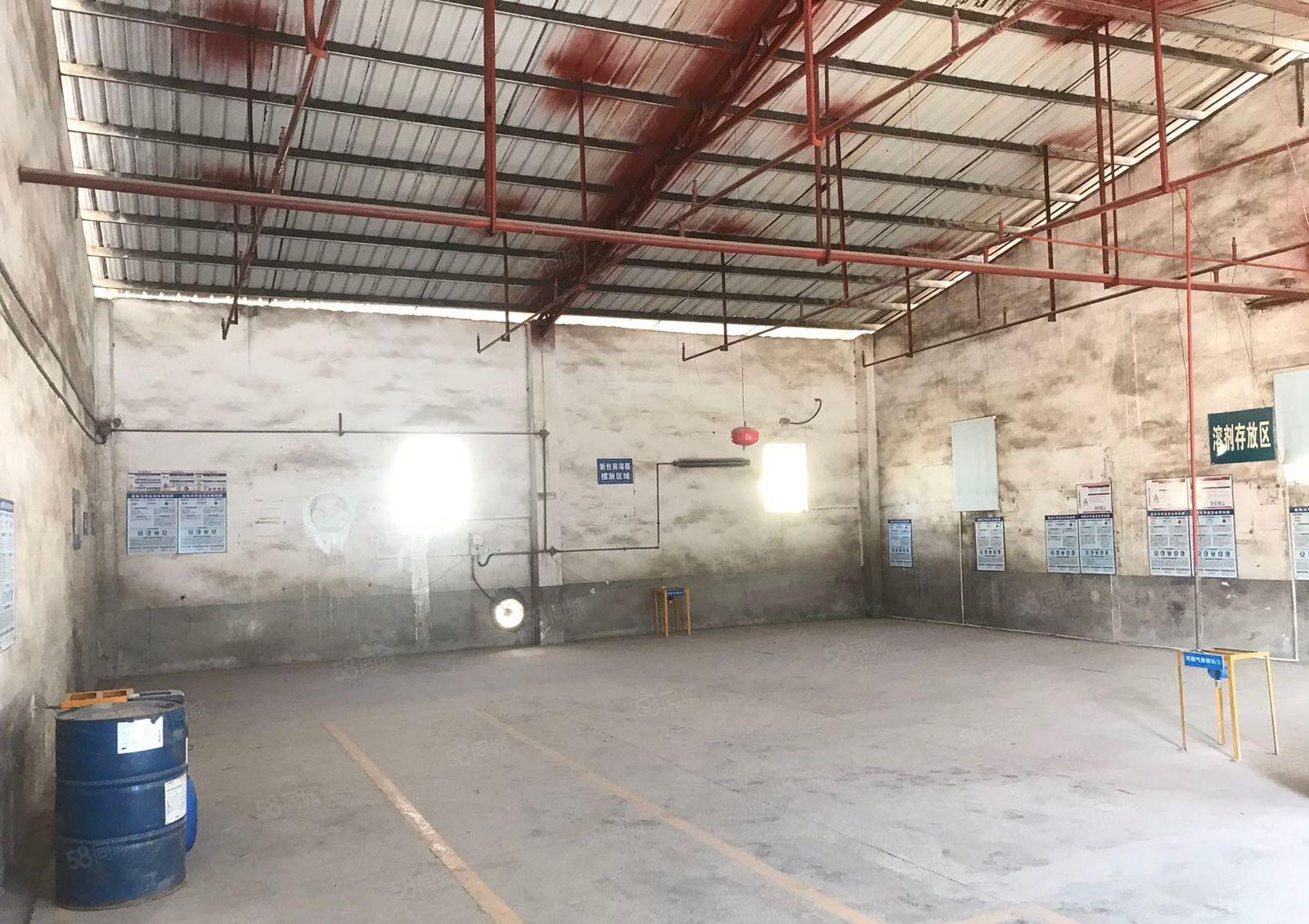 临深圳坪地500米 独门独院 1200平厂房带5300空地