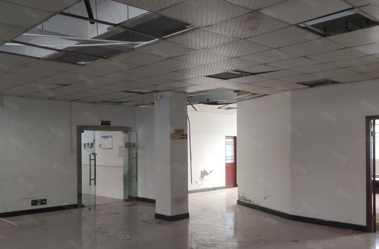 10块带装修！秋长新塘4400平独栋标准厂房仓库出租，可分租