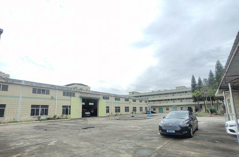 新圩工业园独门独院厂房出租5600平钢结构厂房空地大独院仓库