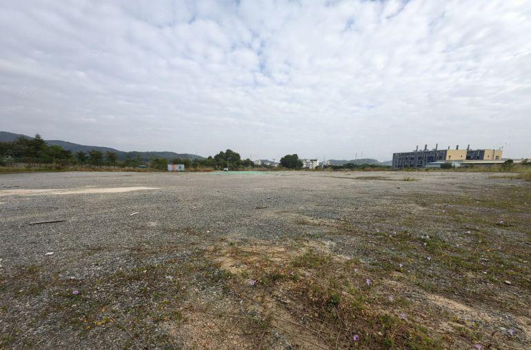 惠阳秋长新塘10000平空地出租行业不限可进大挂车交通方便