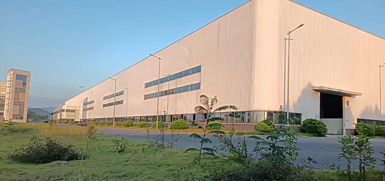 惠州市惠阳区重工业钢结构厂房出租，重钢厂房高度16米，带行车
