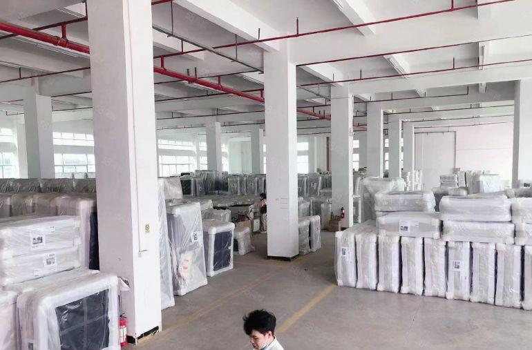 好招工！秋长新塘一楼二楼2000平厂房仓库低价出租 大小分租