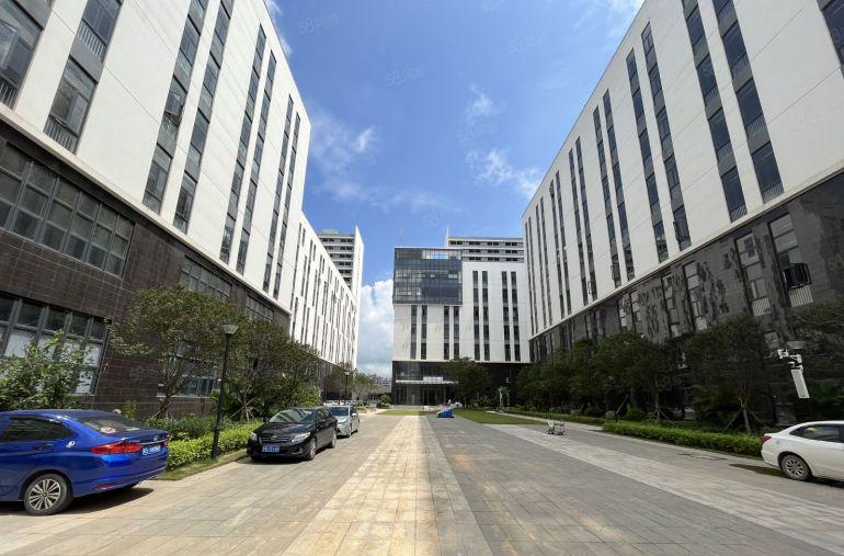 出租惠阳秋长原房东全新红本厂房出租，无公摊带装修