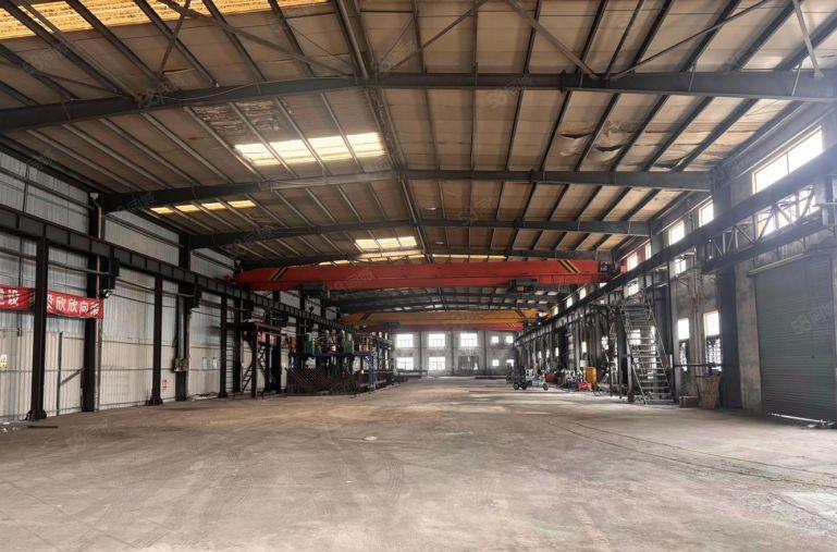 12块！独院3000平钢构滴水10米带10吨行车厂房仓库出租