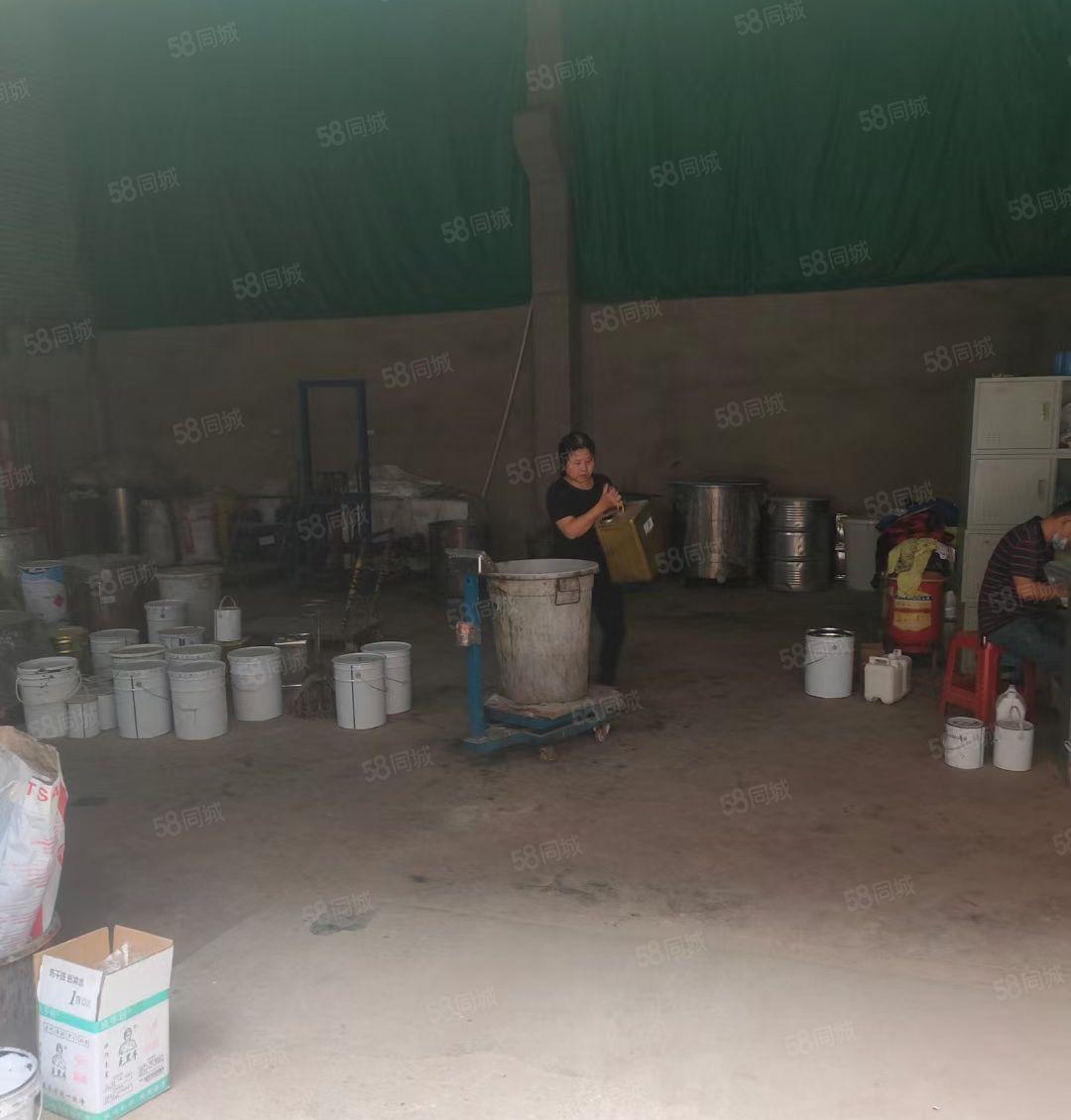 新圩长布新出靠山边小钢构350平