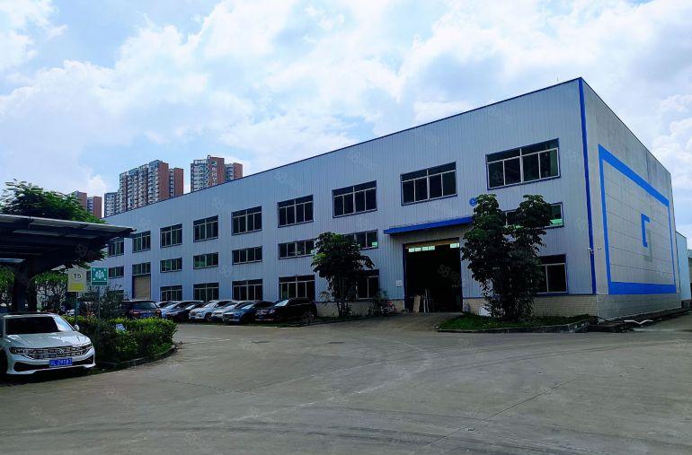 12元大亚湾西区，楼上顶层钢结构，2000平米，合做电商。