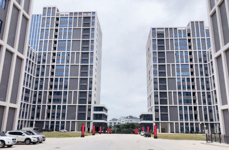 大亚湾临深全新厂房仓库出租，300平起可分租，价格降至个位数