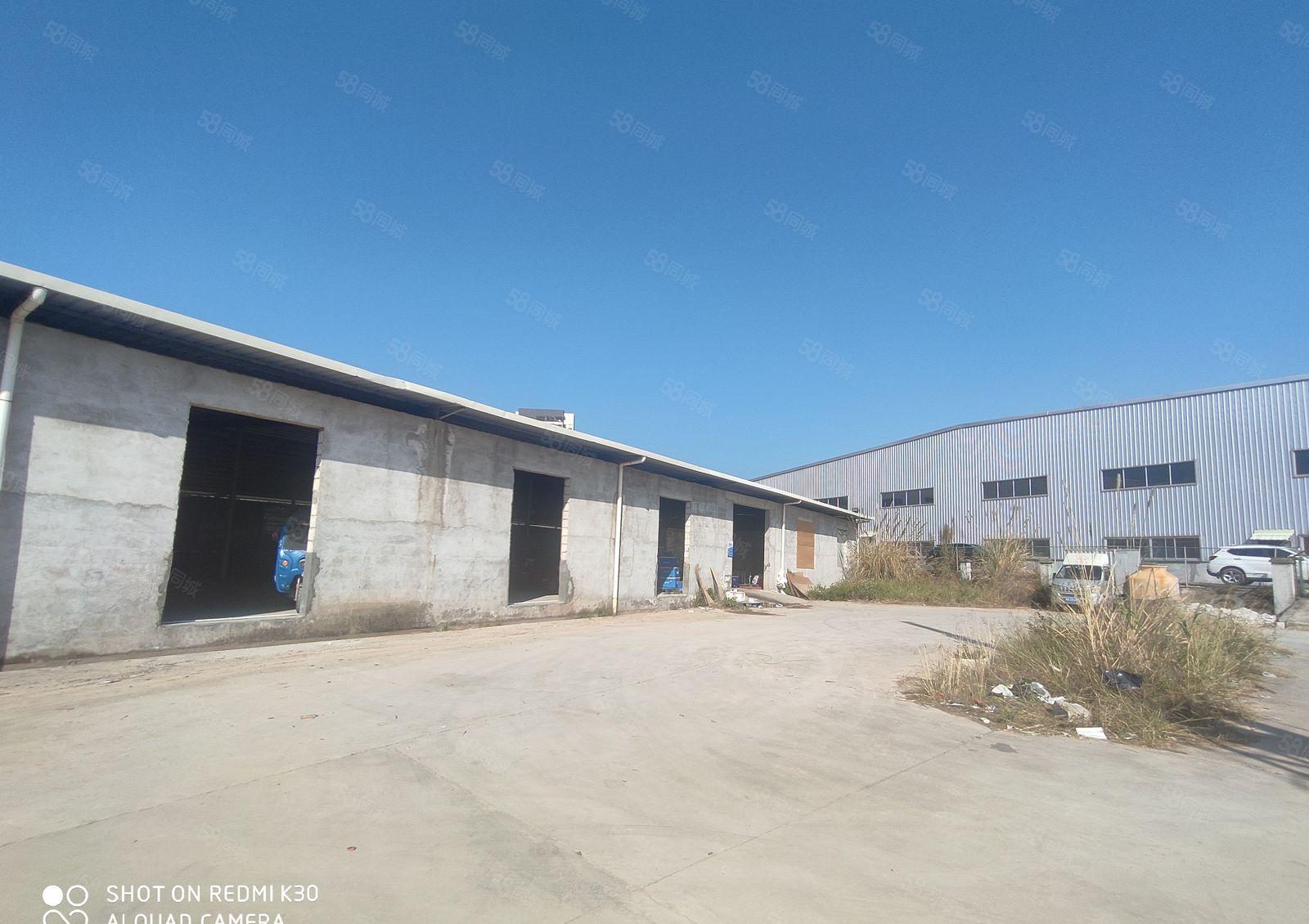 独门独院厂房，可以进大车，按实际面积出租。