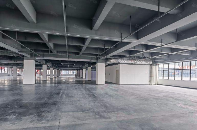 9元临深大亚湾楼上全新标准厂房2000平，带喷淋水电到位