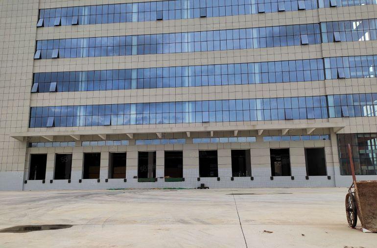 大亚湾全新园区160000平方米，厂房出租，可分租，形象好