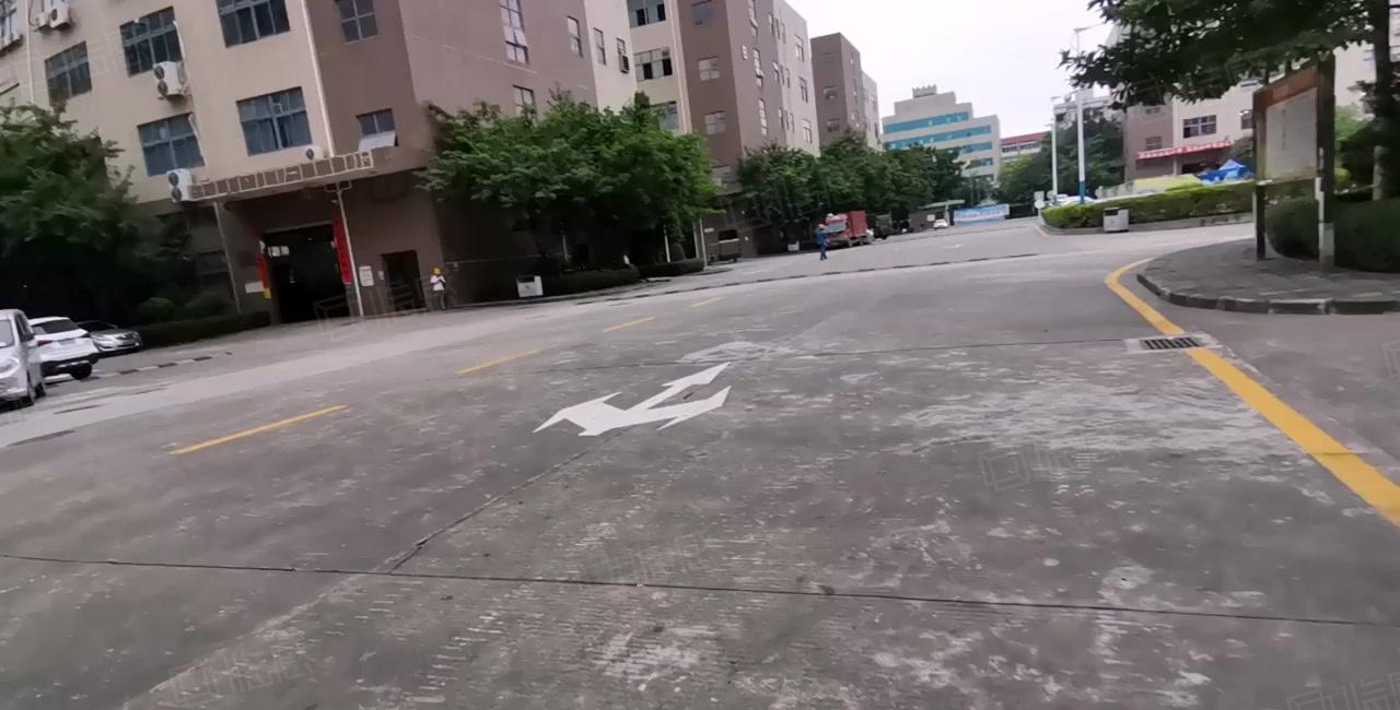 大亚湾西区红本标准厂房一楼2楼各2000平米，可分租，形像好