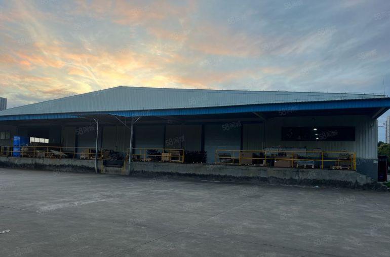 临深物流仓  厂房   15块   超大空地红本原房东