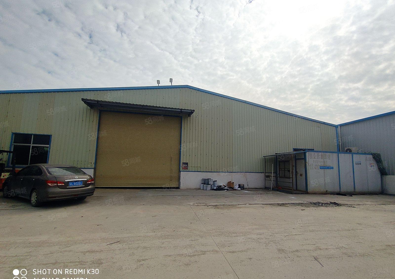 独门独院厂房出租，租金便宜，现成地坪漆。