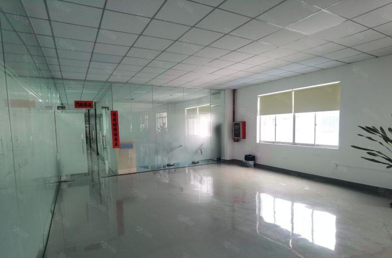 全新地坪，精装修厂房带办公室，水电齐全，拧包入驻