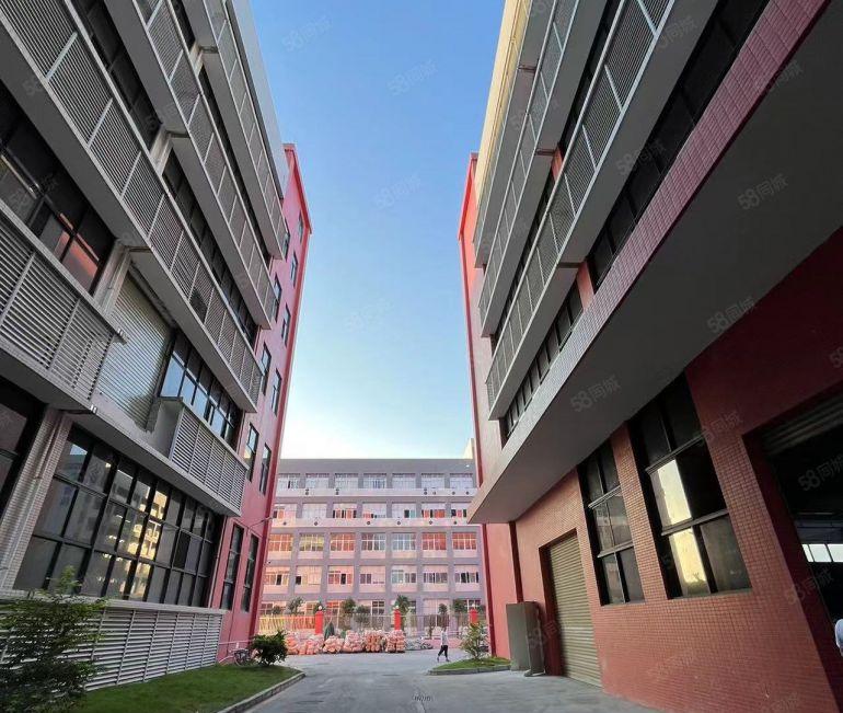 深圳坪山高新区旁，科技园内，新厂房12元一方