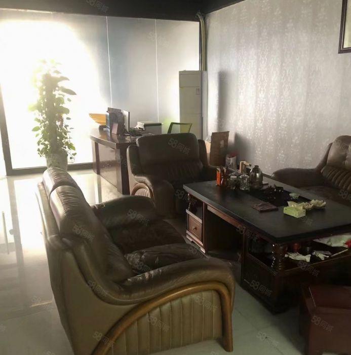 大亚湾响水河工业区新出楼上1000平精装修办公室仓库厂房出租