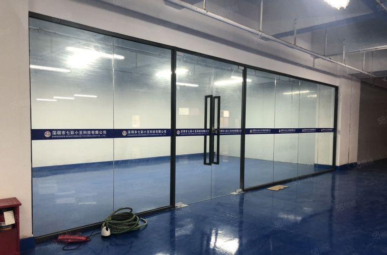 临深大亚湾新出原房东现成装修2000平厂房仓库低价8元出租