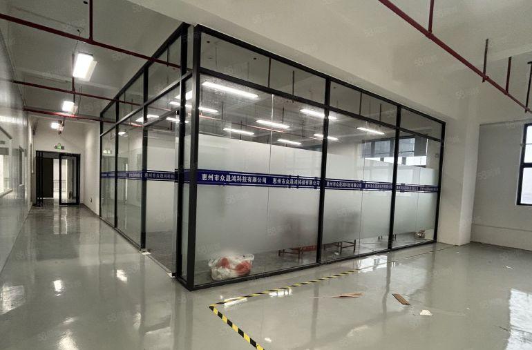 大亚湾比亚迪附近，一二楼各1300平，带精装修办公室，好分租