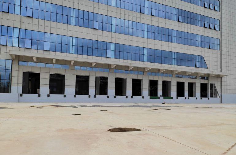 大亚湾全新园区160000平方米，厂房出租，可分租，形象好