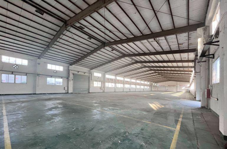 大亚湾西区原房东实际面积2200平出租，滴水7米，进出车方便