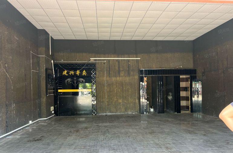 大亚湾比亚迪少量厂房特价仓库出租，1000元一间，先到先得