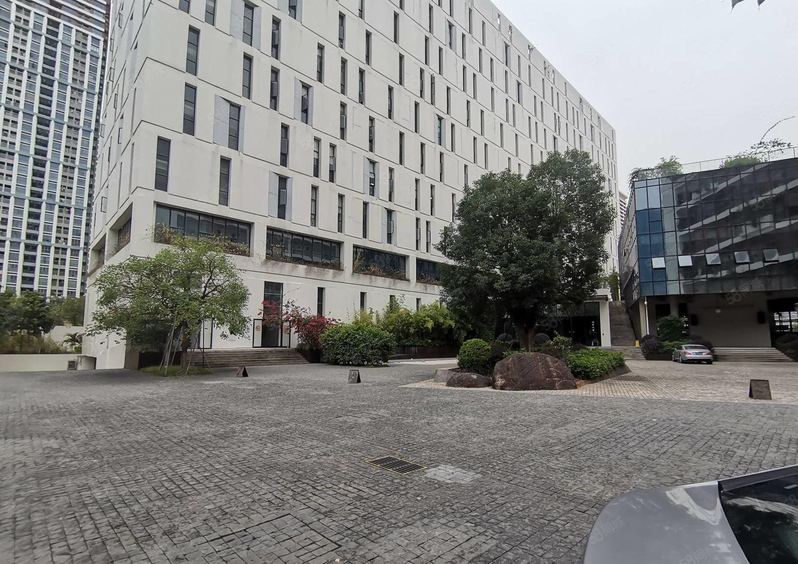 大亚湾西区原房东整层2000平方米，红本厂房出组，形象好