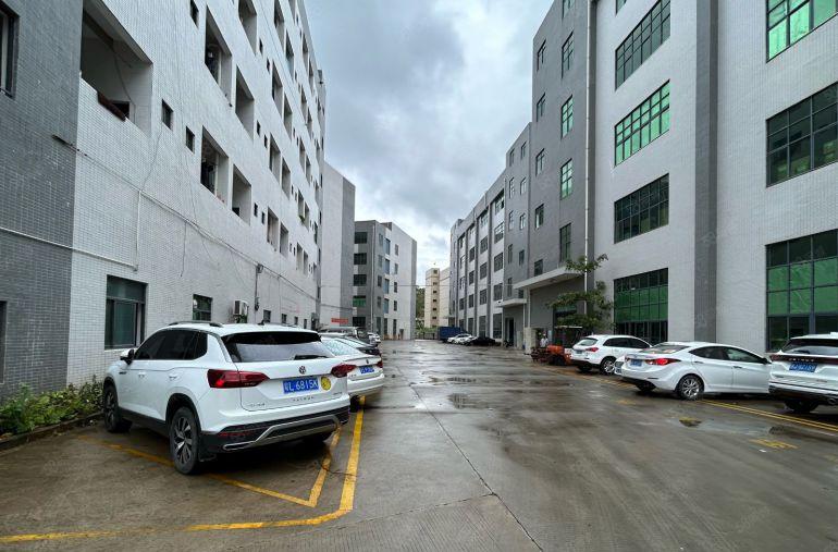 10元10元！大亚湾精装修厂房1200平米低价出租