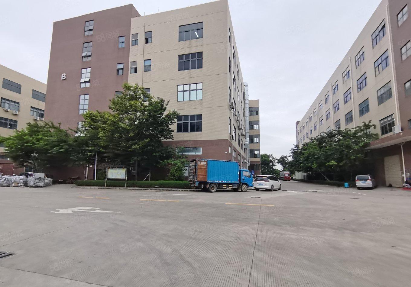 大亚湾西区红本标准厂房一楼2楼各2000平米，可分租，形像好