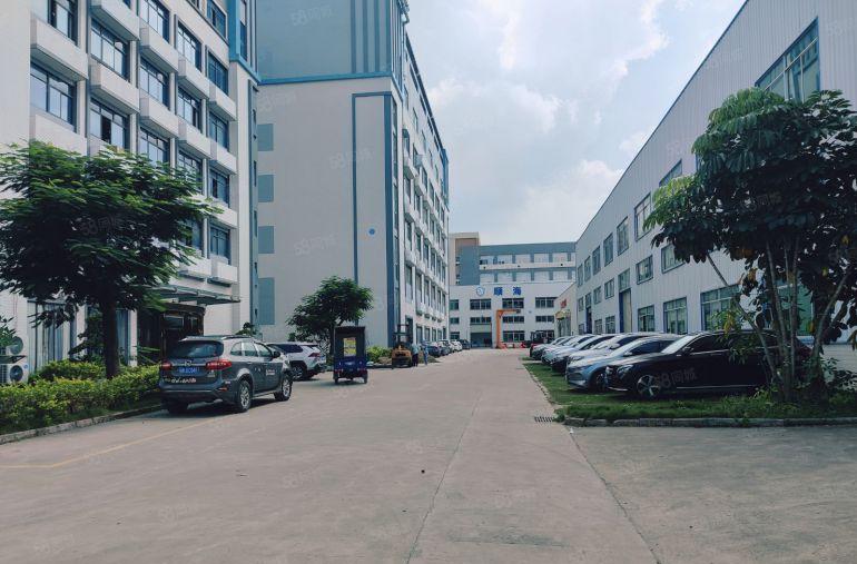 12元大亚湾西区，楼上顶层钢结构，2000平米，合做电商。