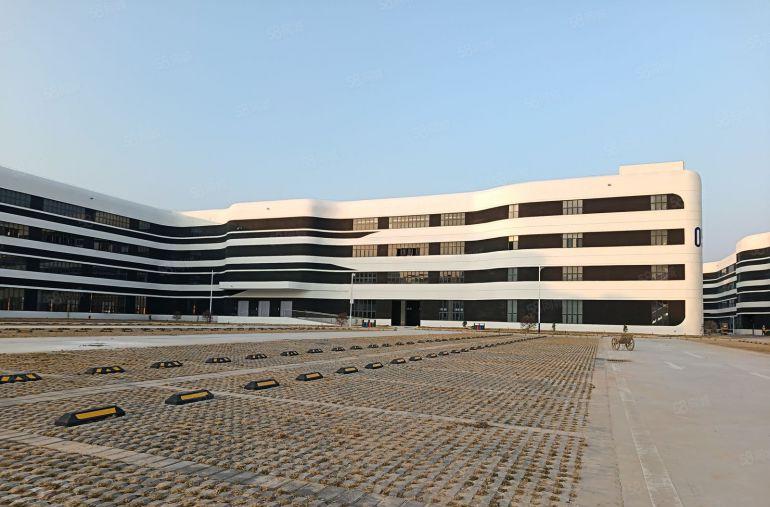 全新279000平米红本厂房出租，一二楼都9米高，空地超大