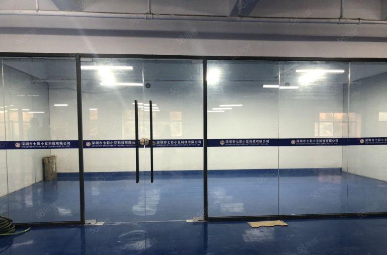 临深大亚湾新出原房东现成装修2000平厂房仓库低价8元出租